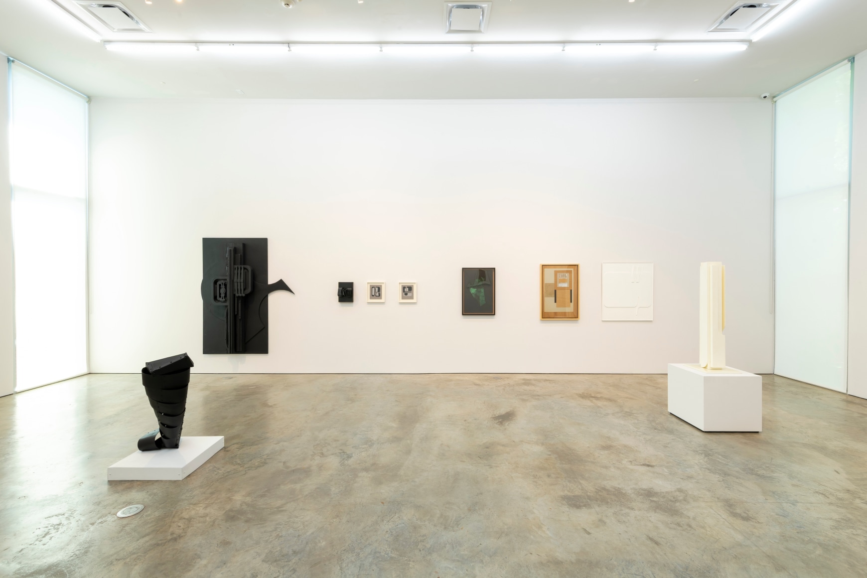 Installation View. New Classicism in Collage: Edgar Negret, Louise Nevelson, Eduardo Ram&iacute;rez Villamizar