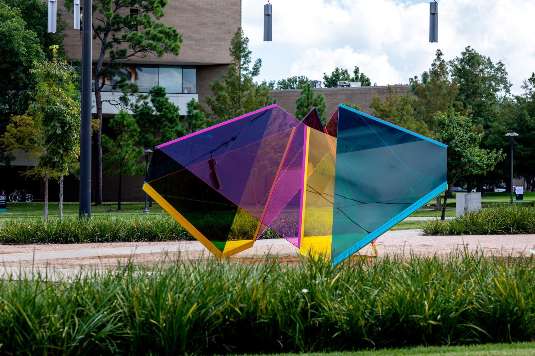 Marta Chilindr&oacute;n, Mobius Houston, 2019, University of Houston. Image courtesy of University of Houston.&nbsp;
