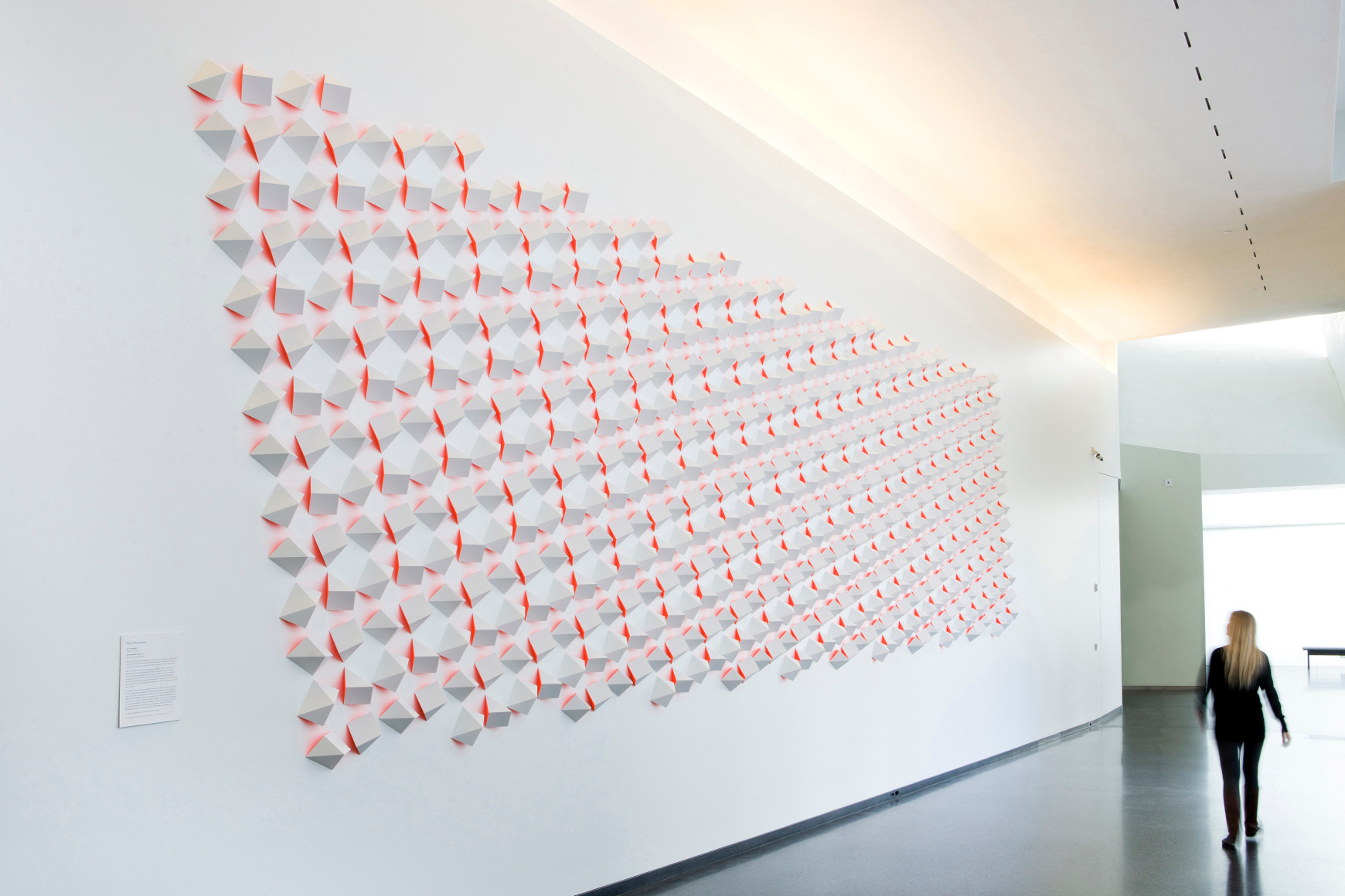 Luis Tomasello,&nbsp;Mural Chromoplastique, 2011, acrylic on wood. The Nelson-Atkins Museum of&nbsp;Art, Kansas City, Missouri. Photo credit Tiffany Matson.