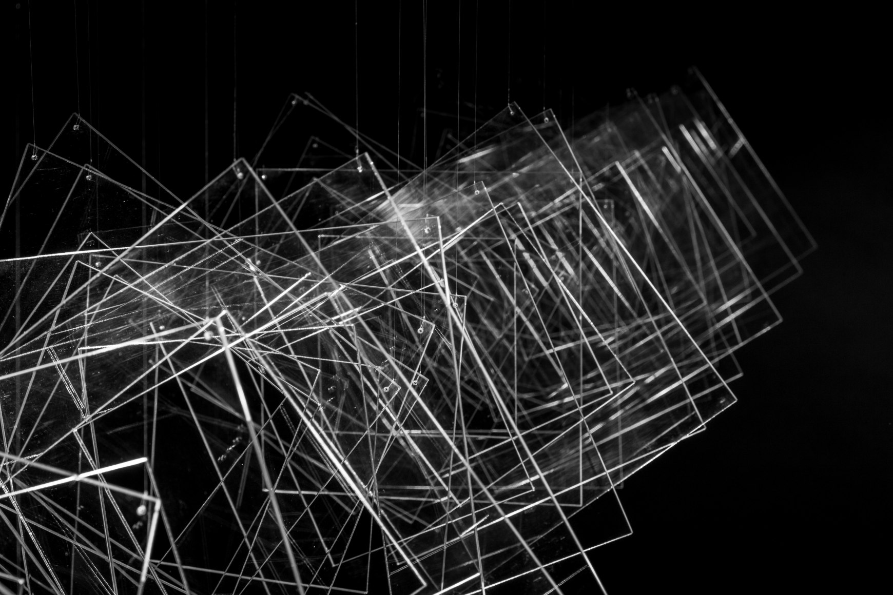 Elias Crespin, Tetralineados Transparente, 2010. Plexiglass, nylon, motors and electronic interface, 7 13/16 x 61 x 7 13/16 in. (20 x 155 x 20 cm.)