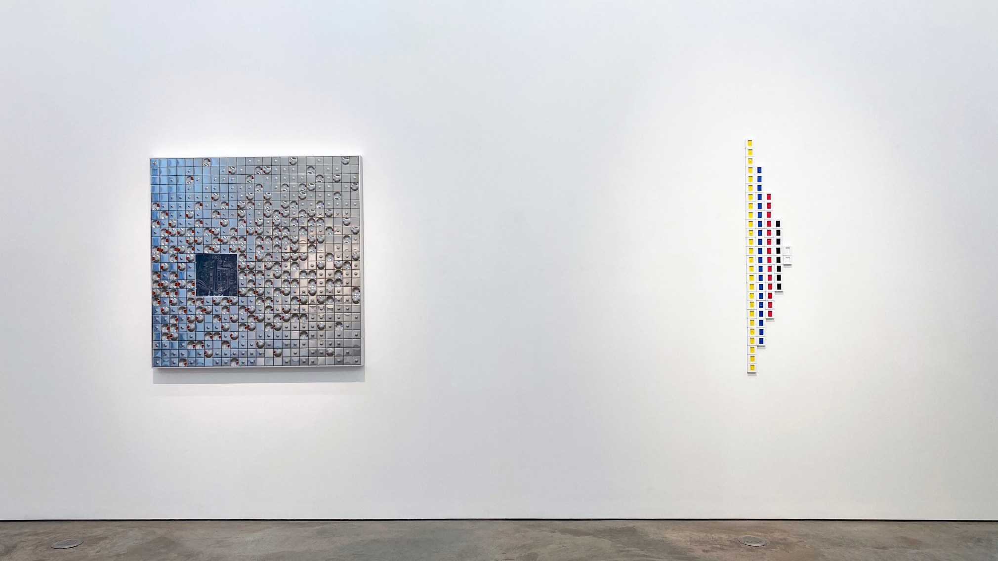 Installation view of the exhibition&nbsp;Dialogues&nbsp;at Sicardi | Ayers | Bacino.