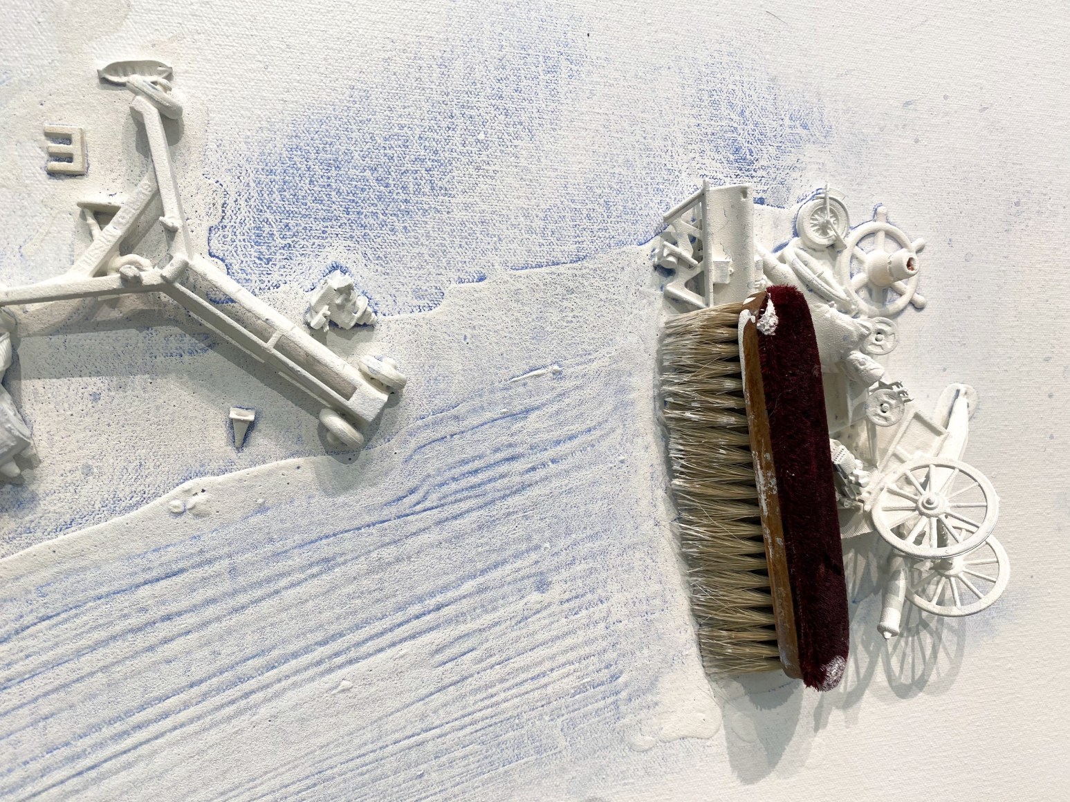 Liliana Porter, Red Brush, 2019. Acrylic and assemblage on canvas, 60 x 72 x 5 1/2 in. (152.4 x 182.9 x 14 cm.) detail