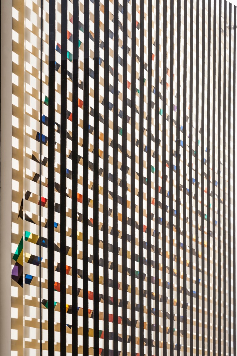 Alejandro Otero,&nbsp;Coloritmo en movimiento 6 [Colorhythm in Motion 6], 1957&nbsp;Duco on wood and plexiglass, 45 21/32 x 40 15/16 x 4 5/16 in. [detail]