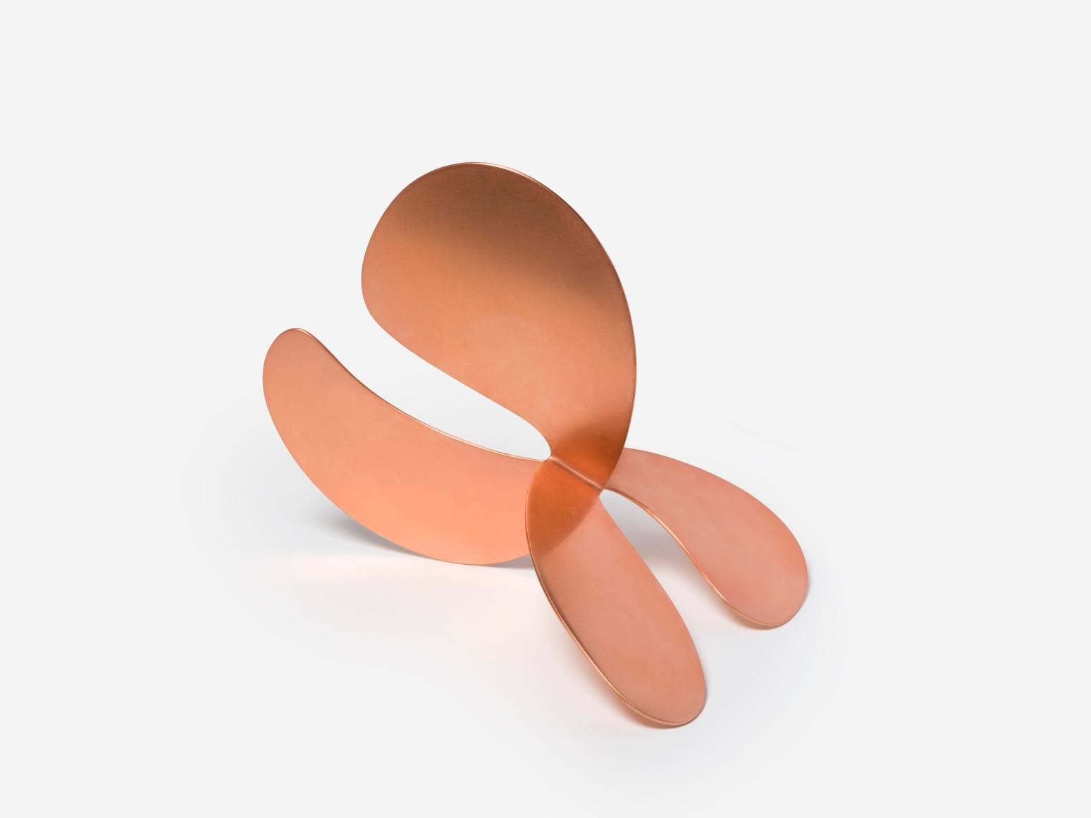 Jorinde Voigt,&nbsp;Dyade 08, 2022. Copper,&nbsp;10 ⅝ x 15 ⅛ x 11 &frac34; in. (27 x 38.5 x 30 cm.)
