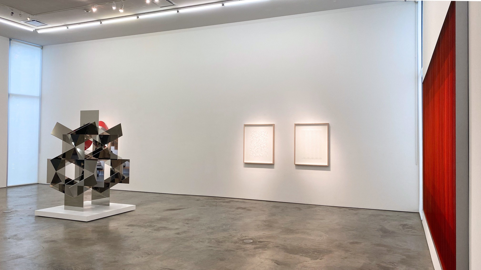 Installation view of the exhibition&nbsp;Dialogues&nbsp;at Sicardi | Ayers | Bacino.
