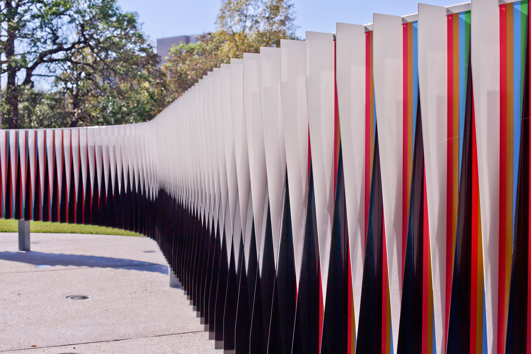 Carlos Cruz-Diez (Venezuelan, 1923-2019), Double Physichromie, 2009 Painted aluminum and steel; 80.5 x 112 x 648 inches University of Houston College of Public Art of the University of Houston System. Photo by Morris Malakoff.