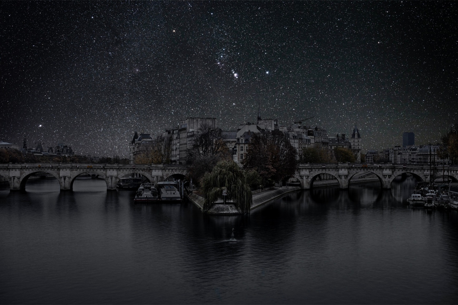 Thierry Cohen, Paris 48° 51' 30''  2020-11-13  LST 2:06