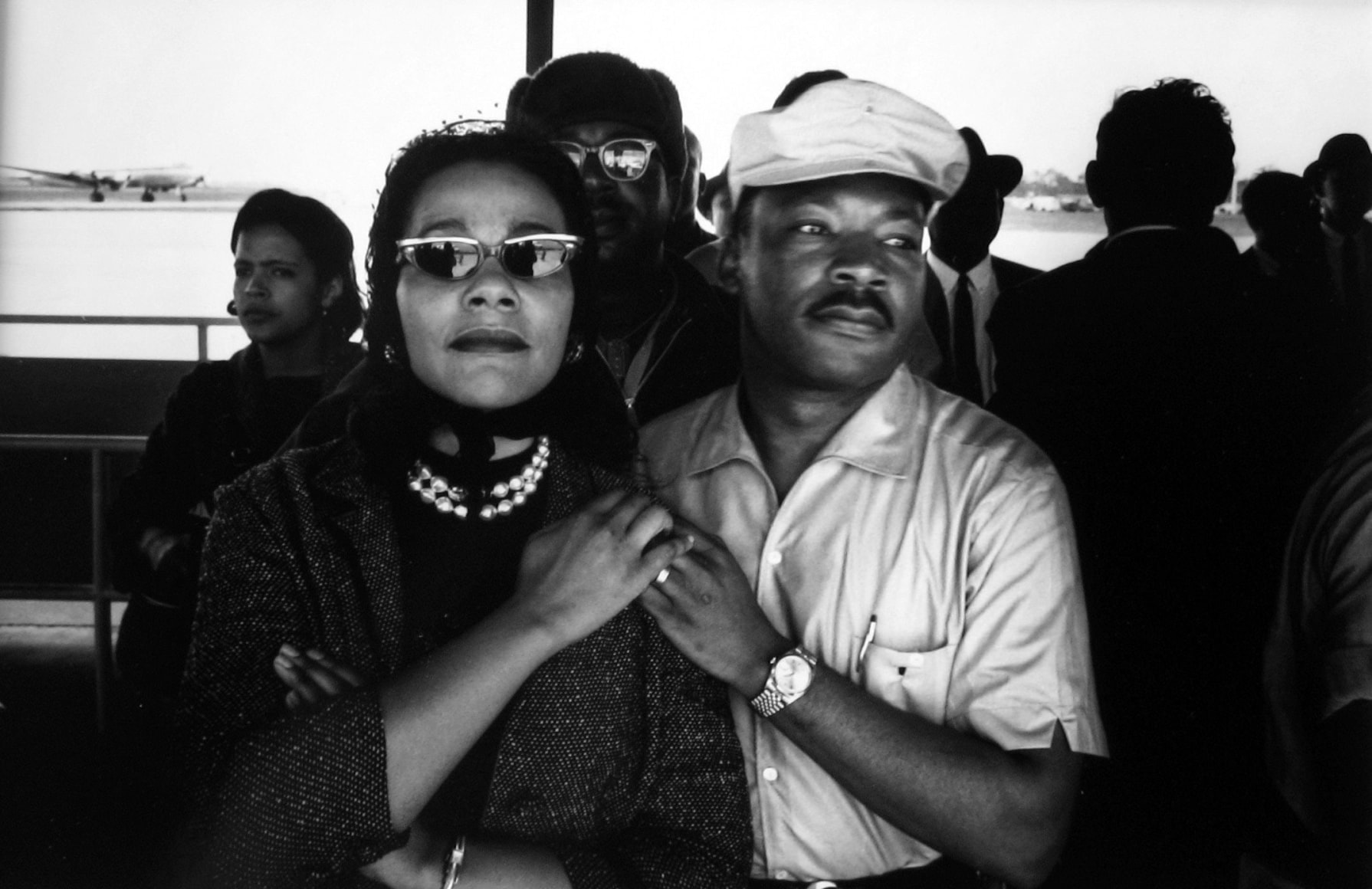 Dan Budnik  Coretta Scott King and Martin Luther King Jr., Municipal Airport, Alabama, March 24, 1965