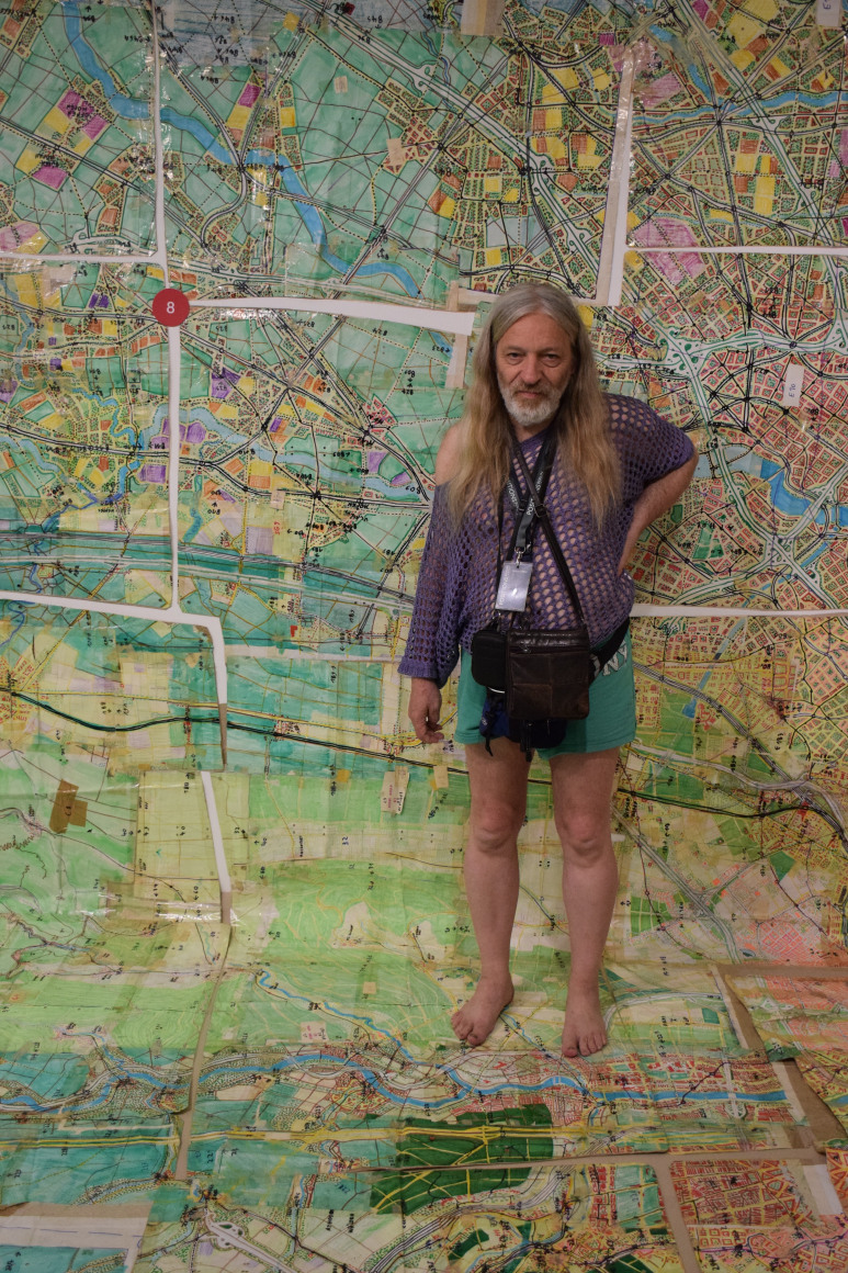 Michael Golz at the Collection de l&rsquo;Art Brut,&nbsp;2017. Photo: Catherine Borgeaud Papi, Archives de la Collection de l&rsquo;Art Brut, Lausanne