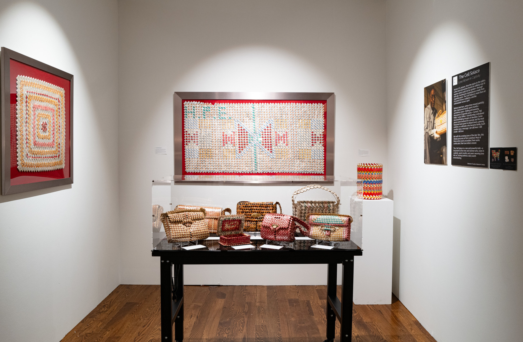 Cell Solace,&nbsp;photo by Olya&nbsp;Vysotskaya