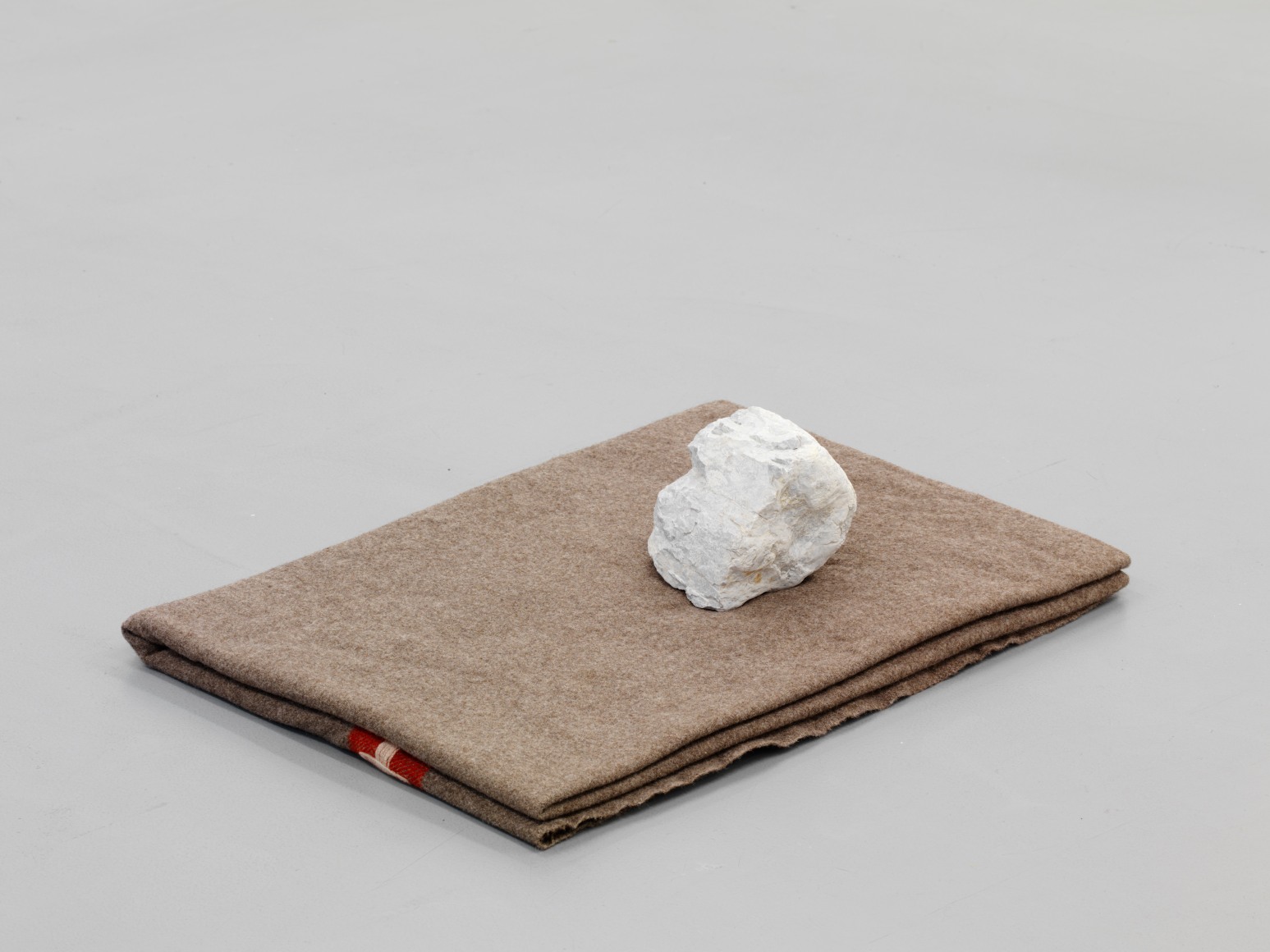 Helen Mirra: Conscience de pierre – installation view 8