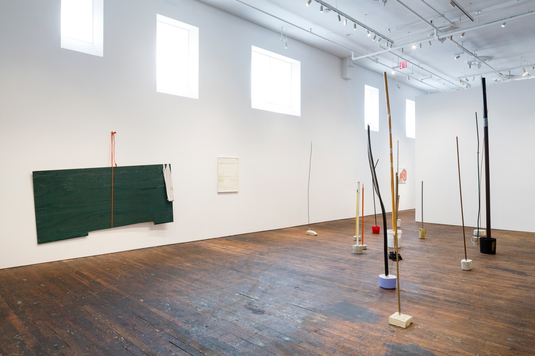 Silvia Bächli / Eric Hattan: between windows – installation view 21