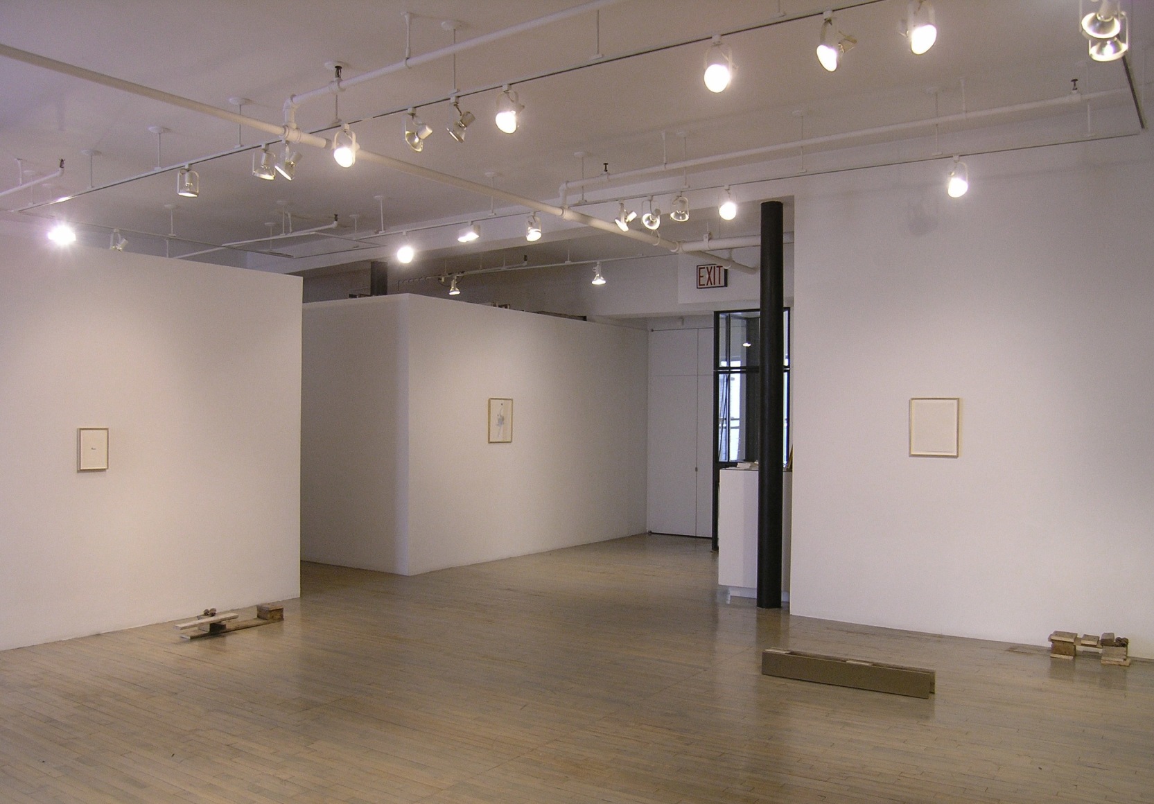 Helen Mirra: Break camp – installation view 2