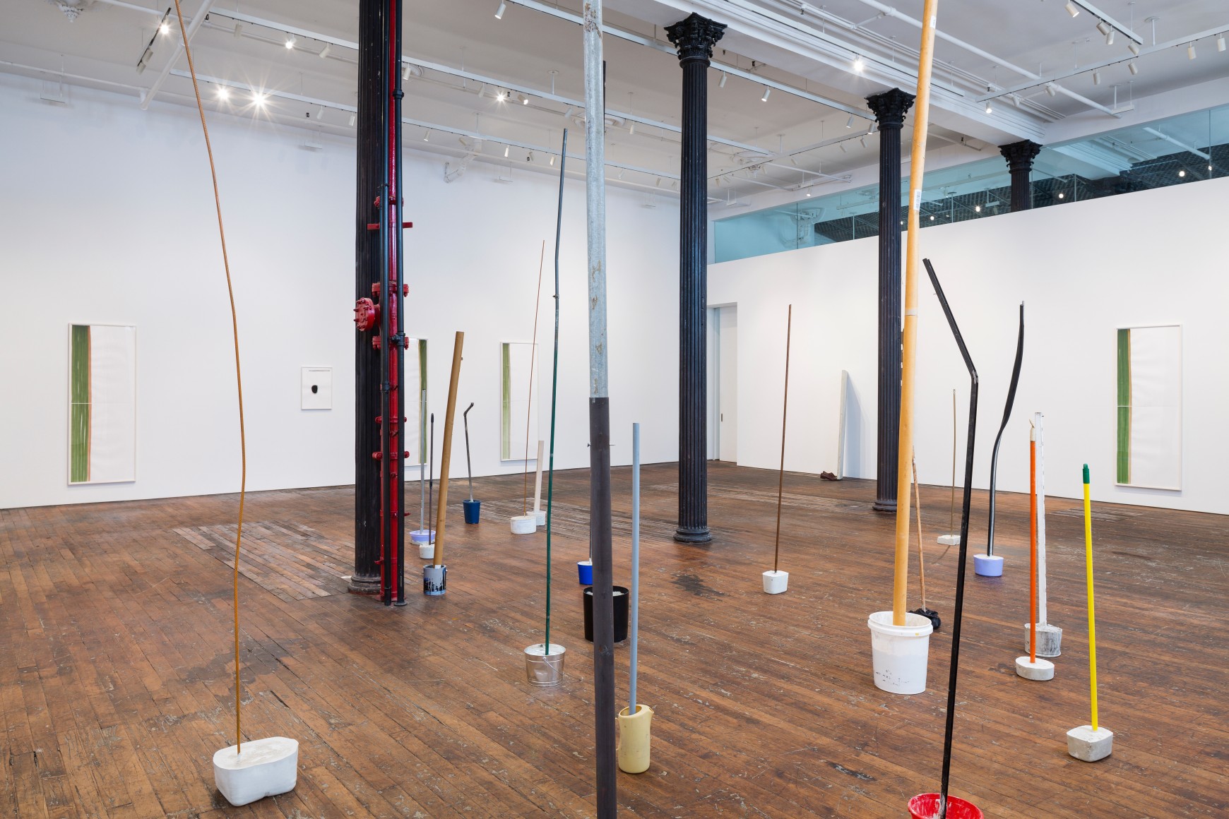 Silvia Bächli / Eric Hattan: between windows – installation view 23