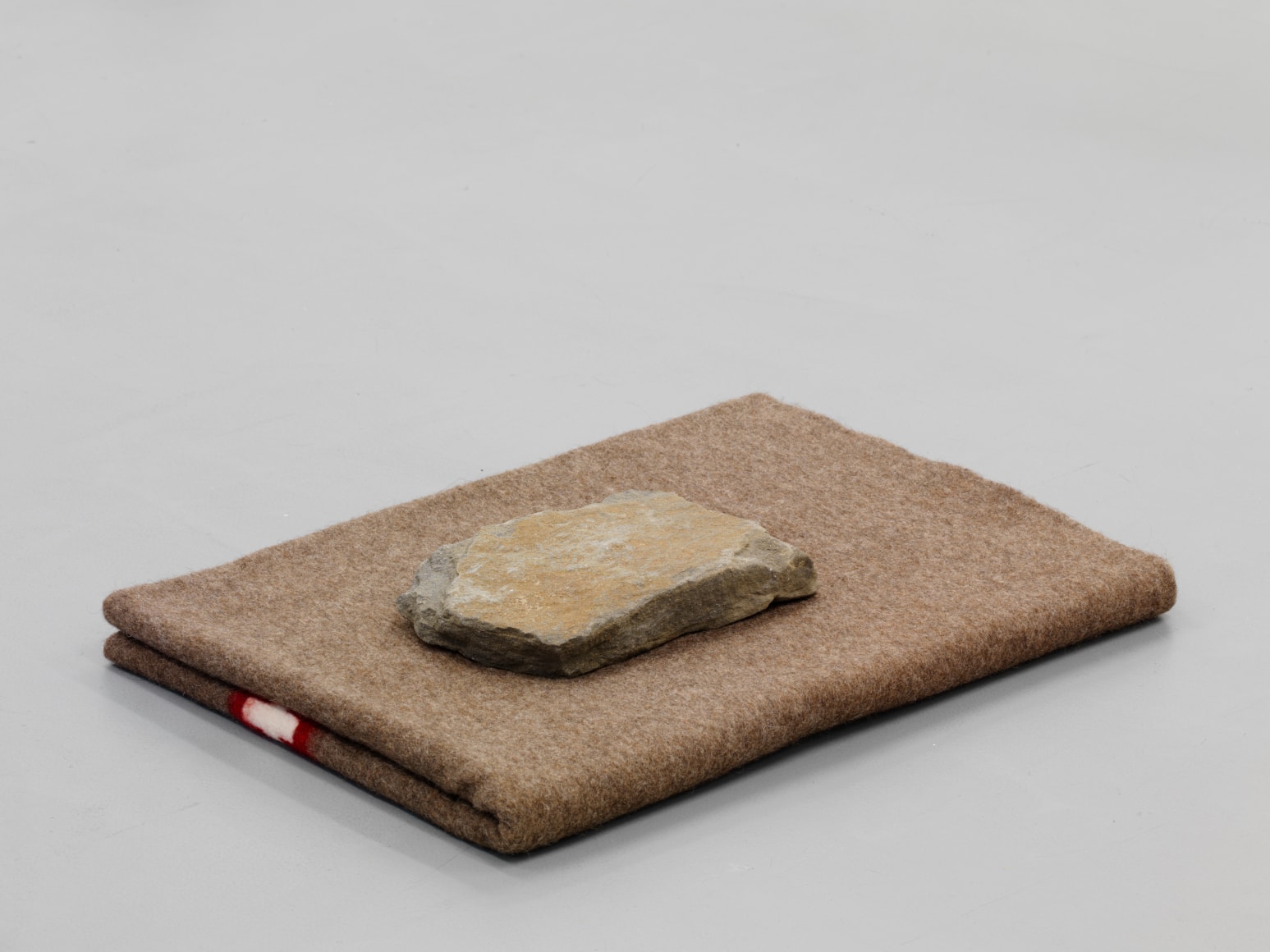 Helen Mirra: Conscience de pierre – installation view 10