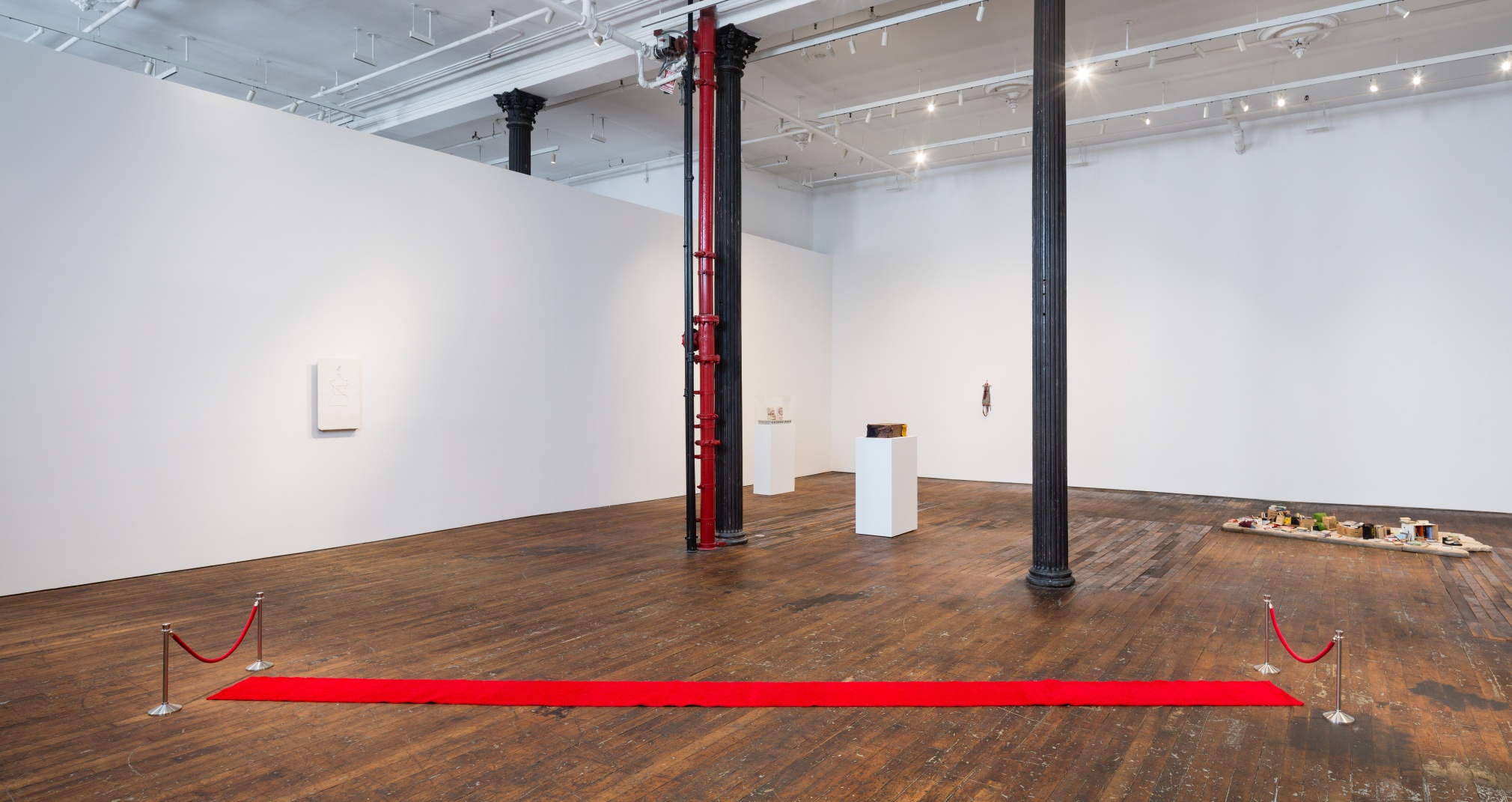 Charles LeDray: American Standard – installation view 7