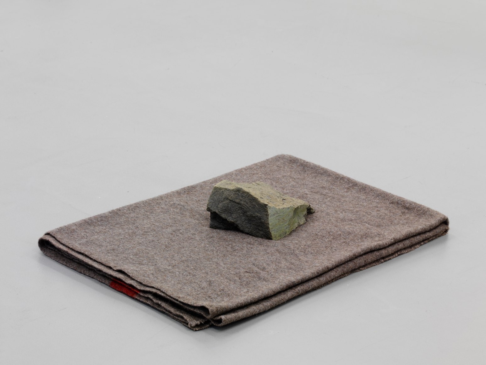 Helen Mirra: Conscience de pierre – installation view 9 