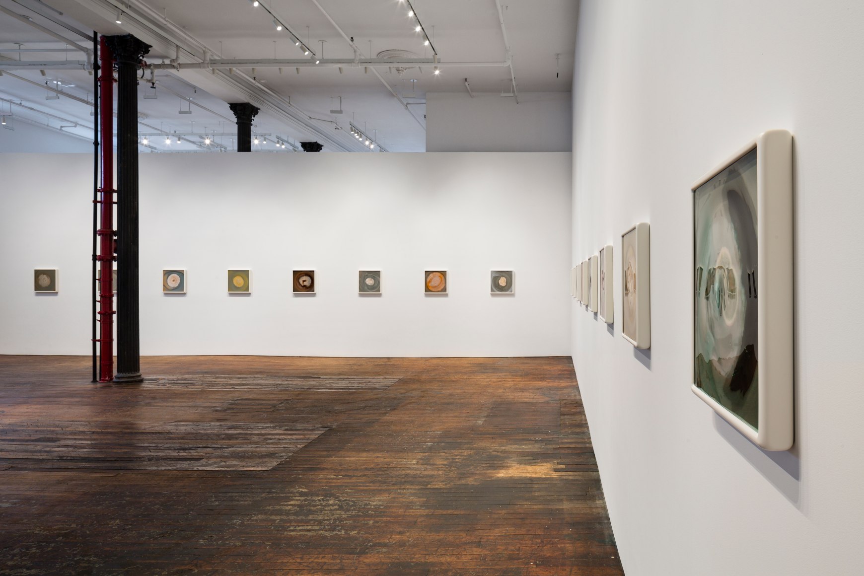 Dove Allouche: Le beau danger – installation view 7