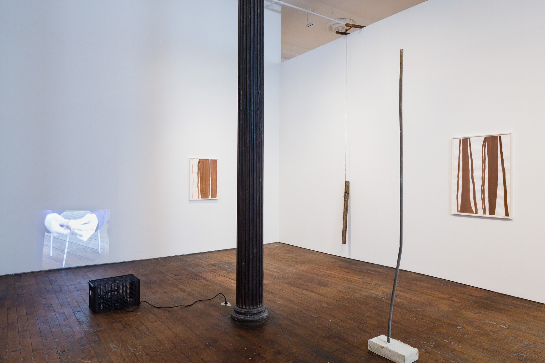 Silvia Bächli / Eric Hattan: between windows – installation view 10