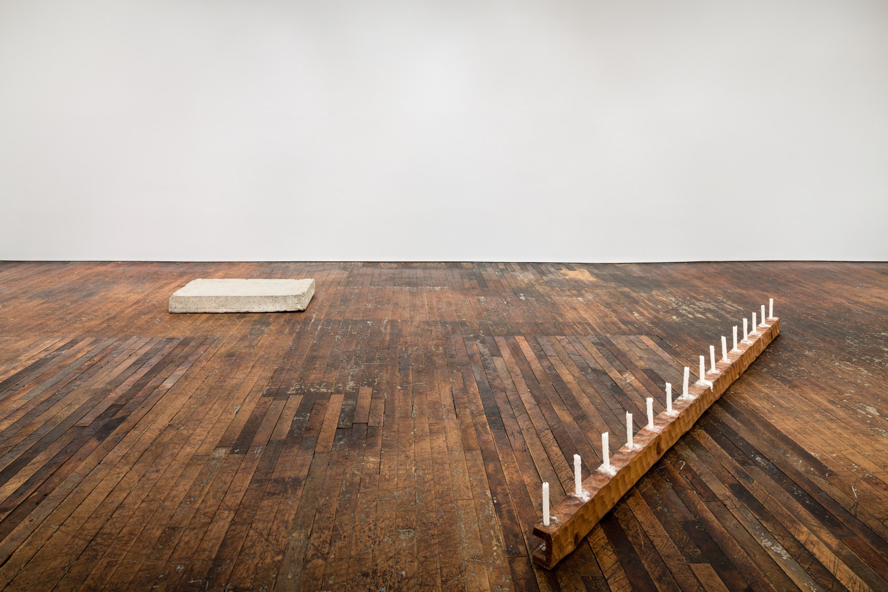 Untitled: Benassi, Bochner, Cabrita Reis, Gober, Nauman, Serra, Sosnowska, Tuttle, Walther – installation view 8