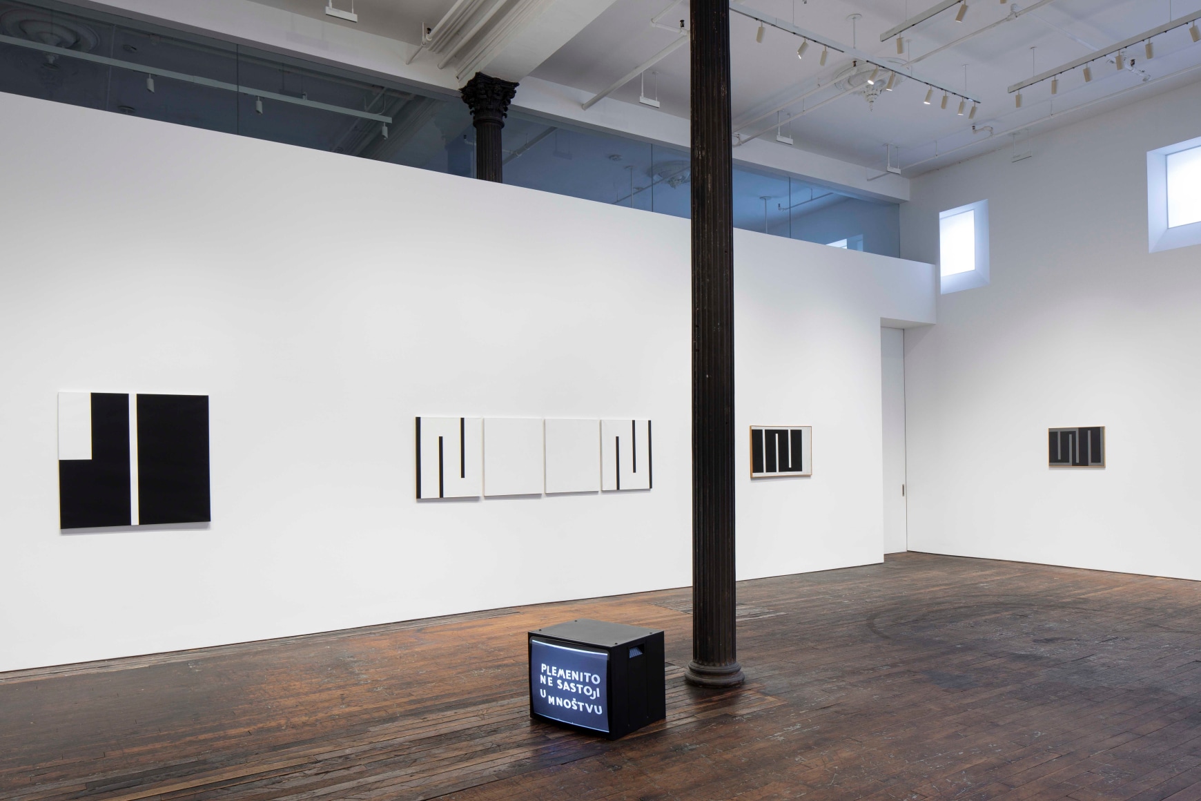 installation view 10