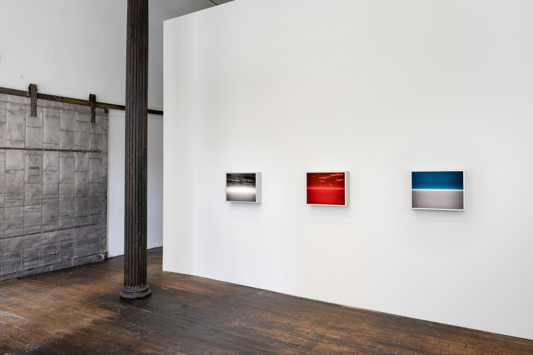 Back Grounds: Impressions Photographiques IV, installation view