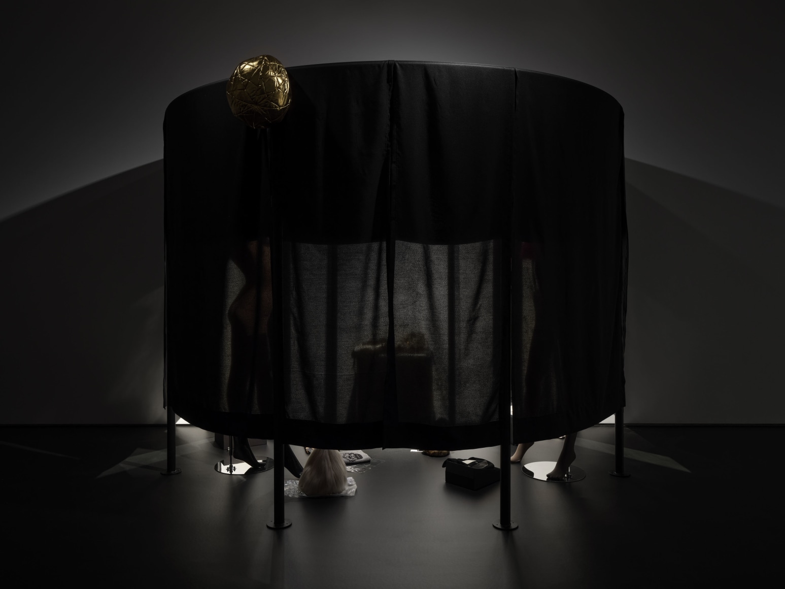 Omari Douglin, boutique O, Matthew Brown, Los Angeles, 2024. Installation view. Photo: Paul Salveson