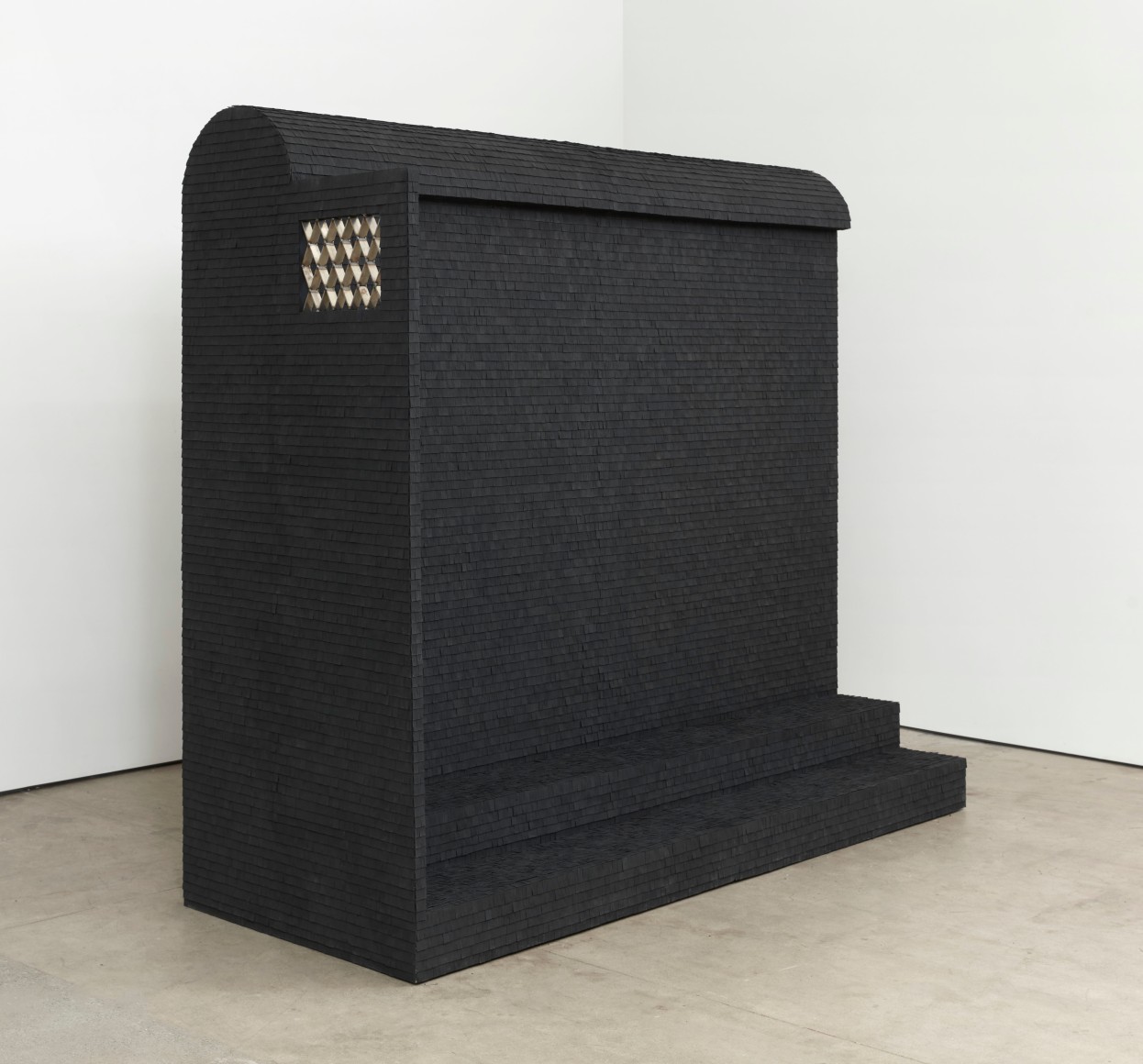 Unlucky house that I uncurse, 2020, Side view