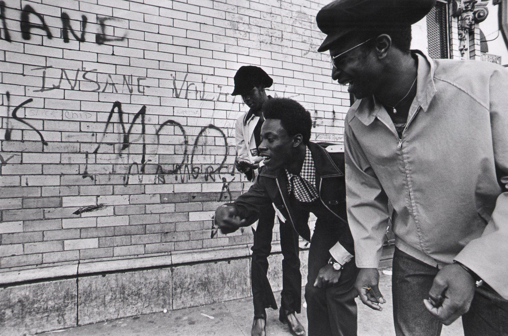 Ozier Muhammad, Line Coin Game Oak Lawn neighborhood Chicago c. 1970