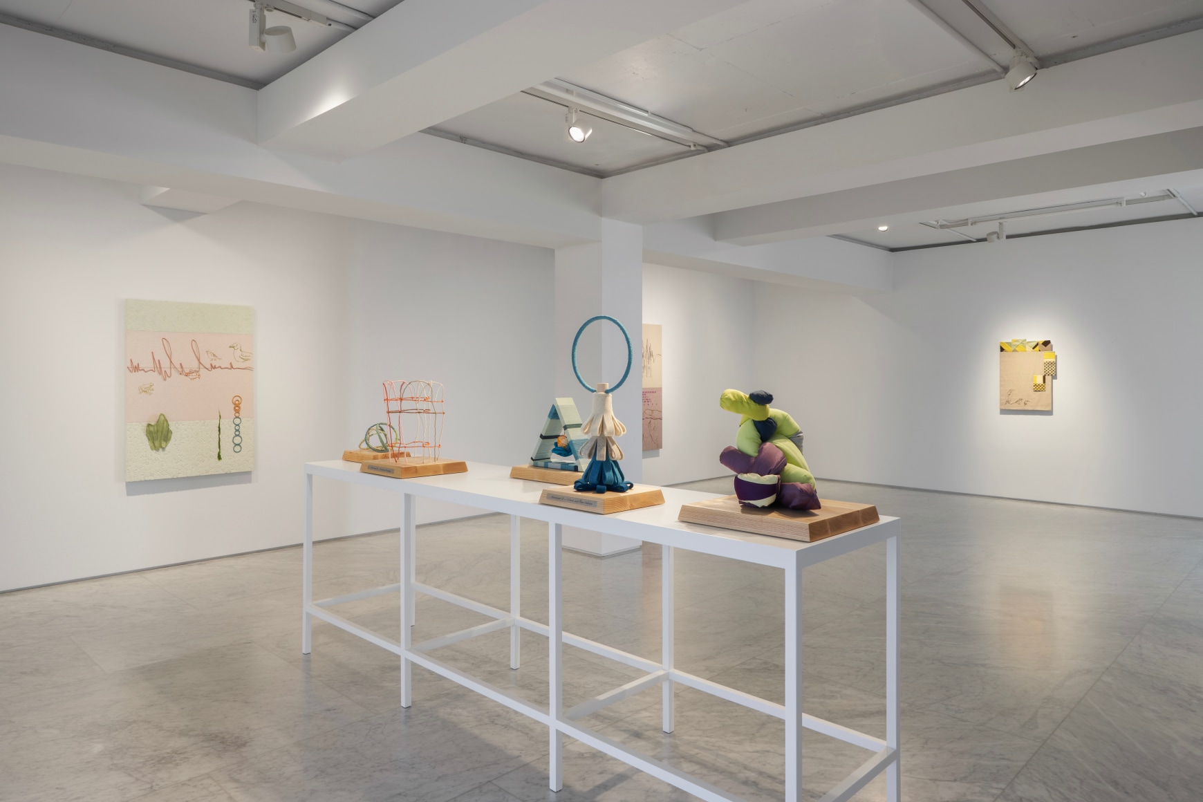 Installation view of Amateur Composer at PKM & PKM+., Courtesy of PKM Gallery.