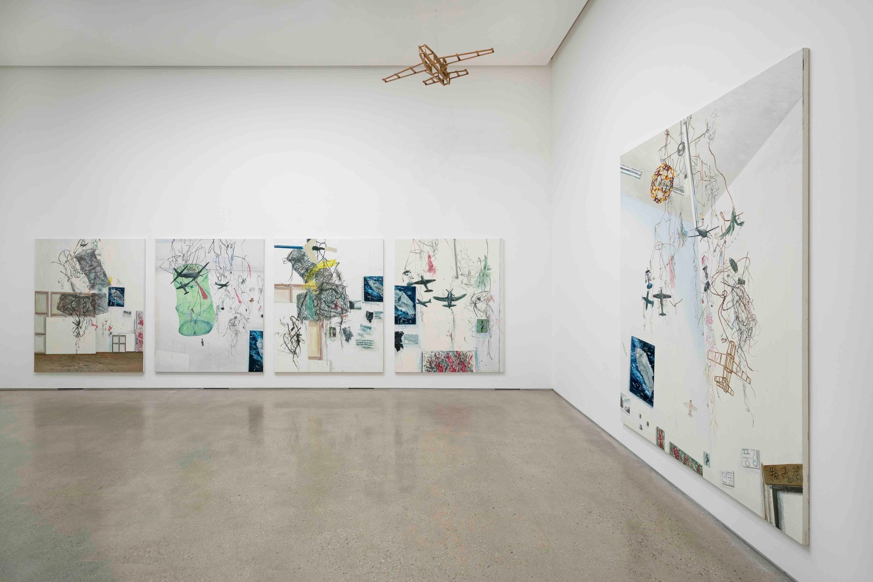 Installation view of Kim Jiwon:&nbsp;canvas fly at PKM &amp;amp; PKM+.&nbsp;, Courtesy of PKM Gallery.
