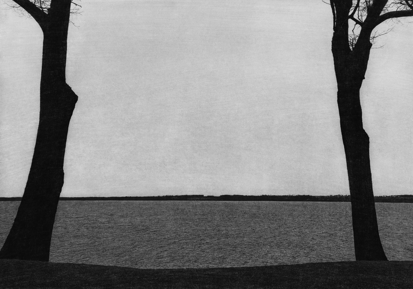 Jungjin Lee. Voice 24, 2019, Archival Pigment Print, 108.5 × 153 cm. Courtesy of the artist & PKM Gallery. 