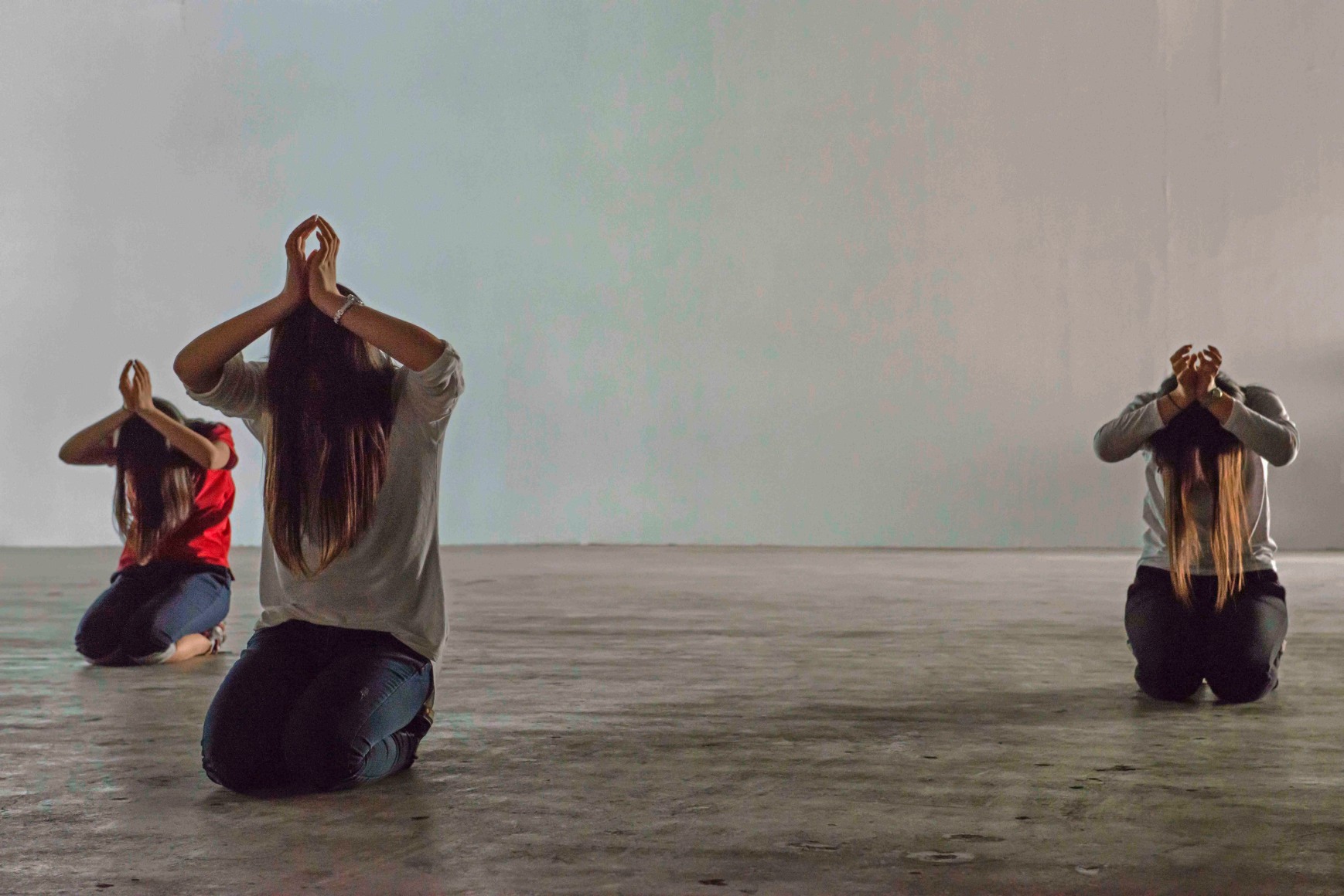 Young In Hong. 5100: Pentagon, 2014, Performance. Collaboration with Ann So-Hee, Mannik Kristiansen, and Sarah Louise Kristiansen. Gwangju Biennale 2014. Courtesy of the artist & PKM Gallery. Photo Credit: Stefan Altenburger.