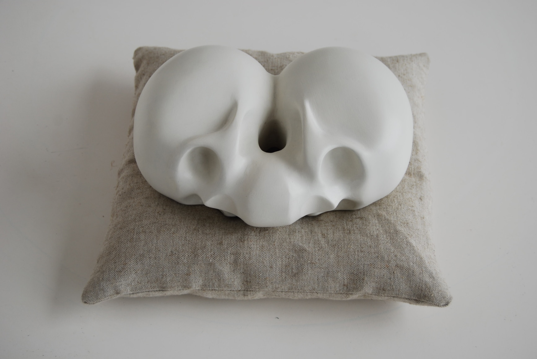 KENNY HUNTER Mirth, Melncholy, Misfortune and the Muse 2009, plaster, paint, linen and feathers, 13 x 13 x 6 inches.