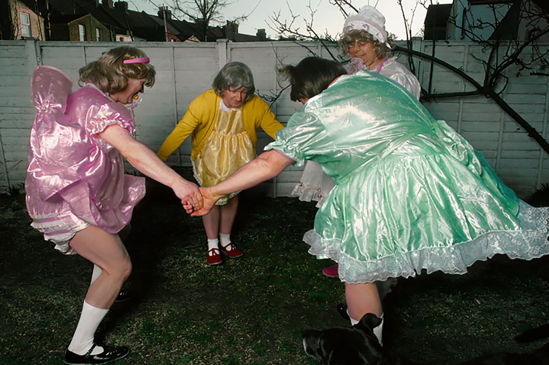 Polly Borland Cathy, Julianne, Snuggles and Roberta in Mummy Hazel's garden, 1994-1999 Archival pigment print 40 x 60 in 101.6 x 152.4 cm Edition of 3 plus 2 AP (POB99.077)