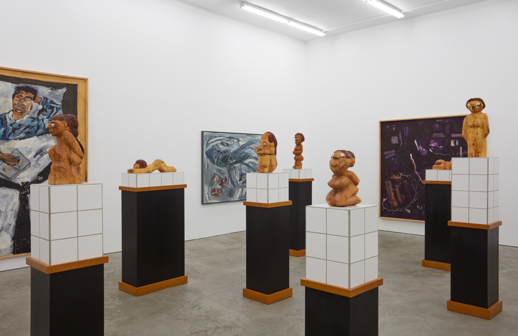 Installation View of "Damenbad KPX" series of sculptures, Left Angle Zoomed In