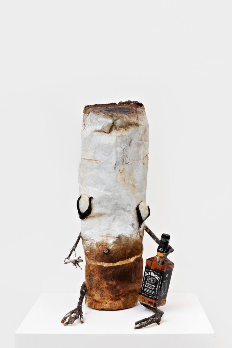 Jon Pylypchuk Untitled "I know I'll never love this way again" (baby games), 2021 Bronze 29 x 19 x 15 in 73.7 x 48.3 x 38.1 cm (JPY21.009)