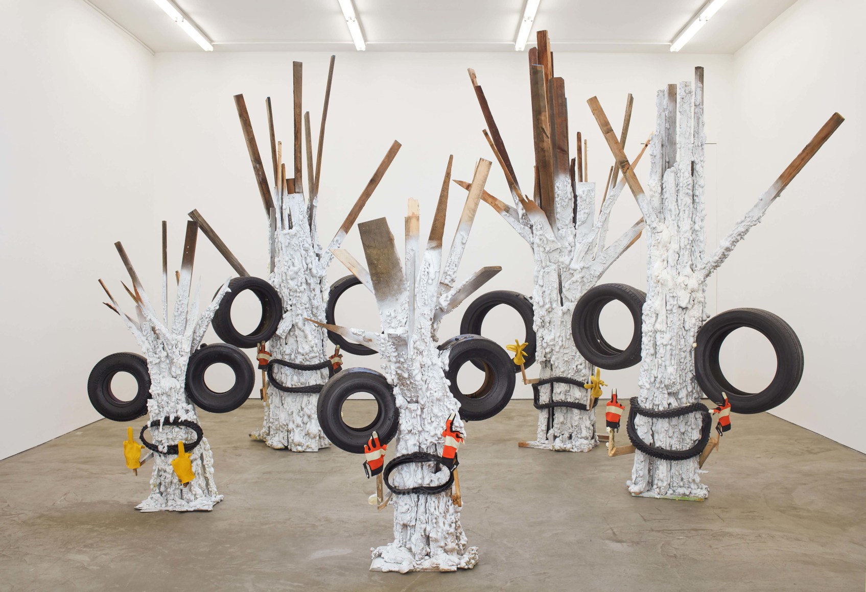 Installation View of Jon Pylylpchuk's Exhibit &quot;lost in your eyes&quot; (2018)