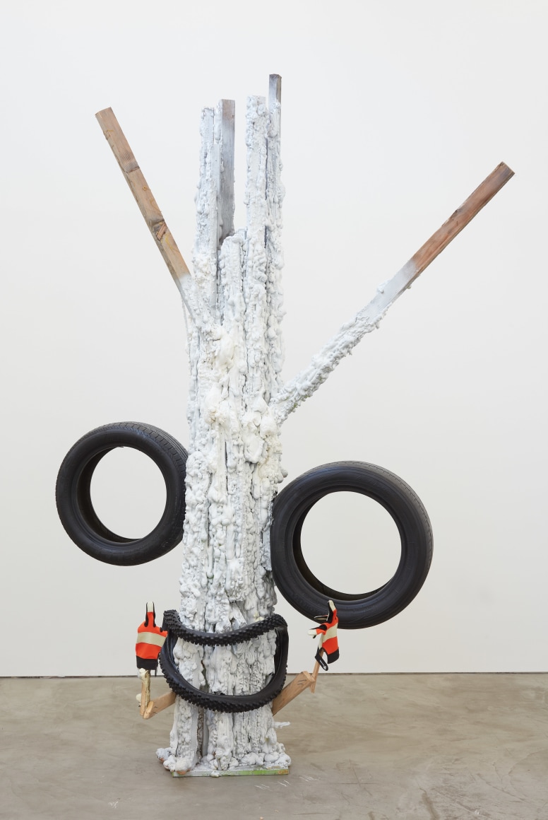 Jon Pylypchuk Come here and kiss me fatty, I can do the rest, 2018 Spray Foam, Wood, Aerosol, Tires and Gloves 113 x 76 x 31 in 287 x 193 x 78.7 cm (JPY18.018)