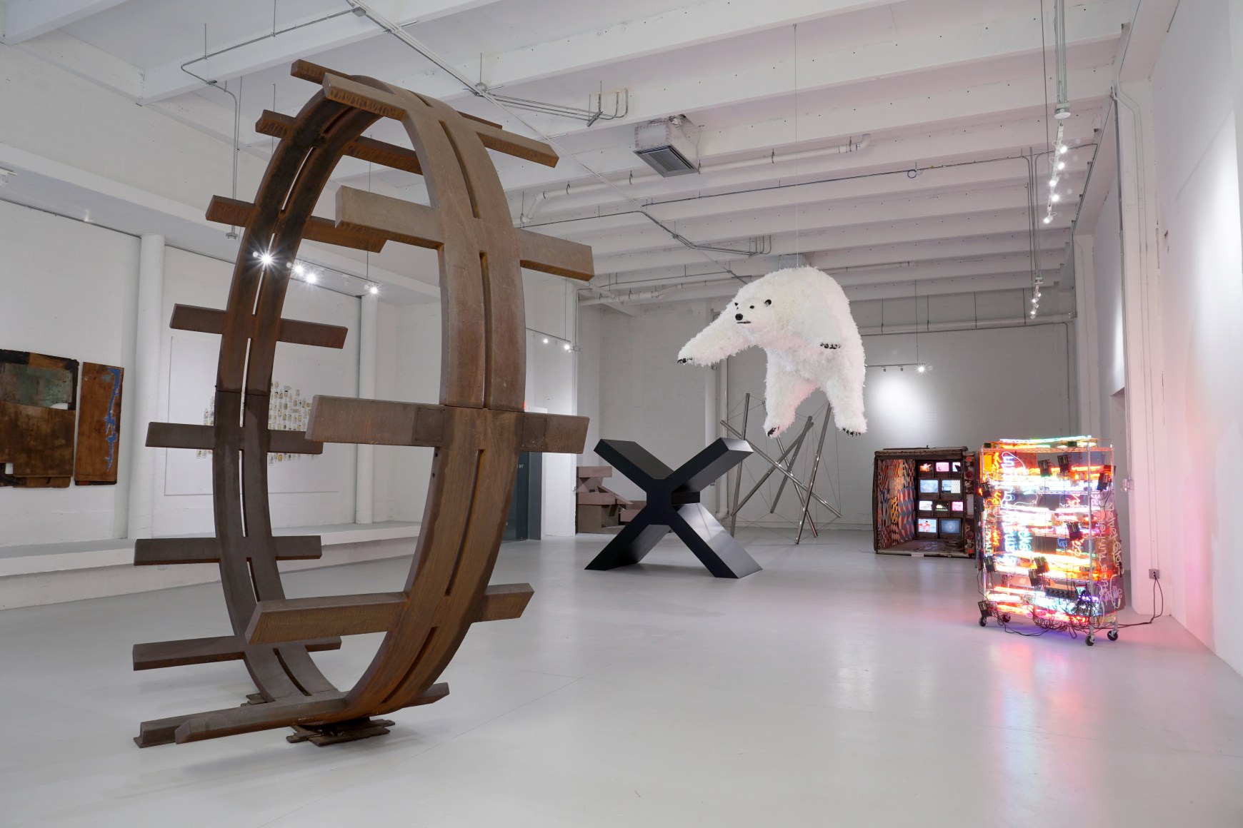 Installation view: Tony Smith, Paola Pivi, Ron Bladen, Kenneth Snelson, Barry McGee, Jason Rhoades