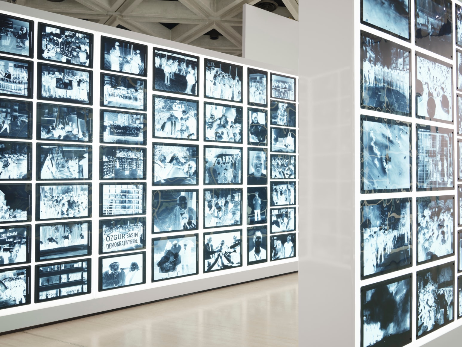 HALE TENGER / BORDERS / BORDERS, Installation view at The Art Gallery of Western Australia, Boorloo/Perth, 2025