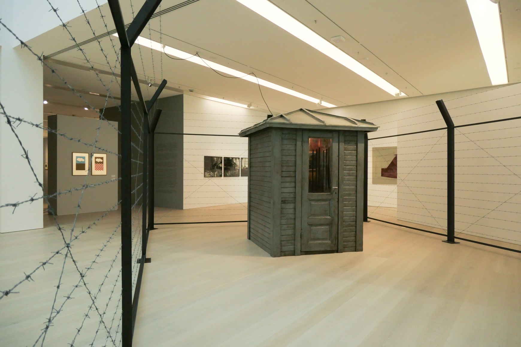 Hale Tenger,&nbsp;We didn&#039;t go outside; We were always on the outside/We didn&#039;t go inside; We were always on the inside, 1995-2015, Installation view at Arter, Istanbul, 2019