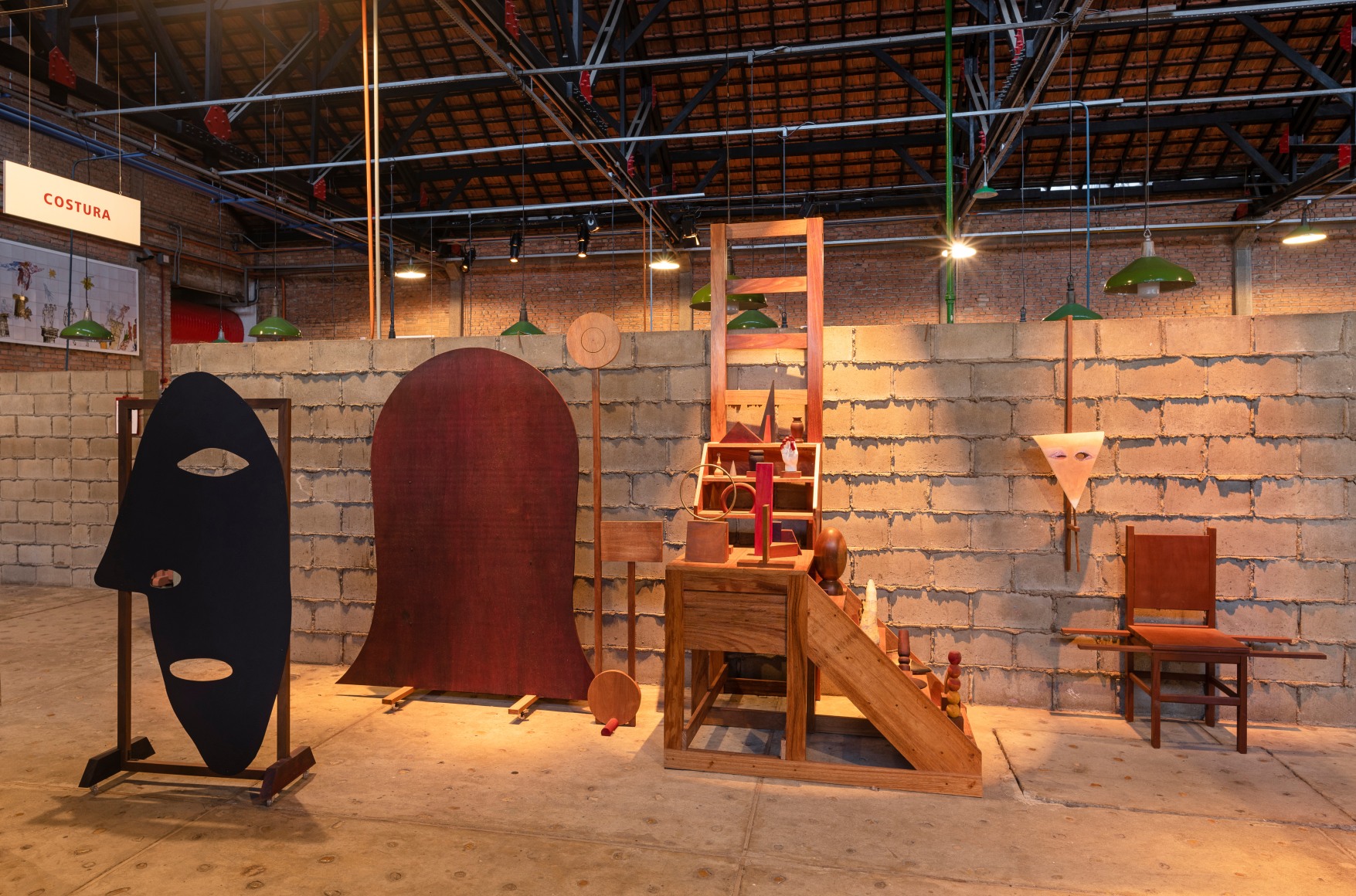 Ana Mazzei,&nbsp;Drama O&#039;Rama,&nbsp;Installation view at Sesc Pompeia, Sao Paulo, Brazil, 2019