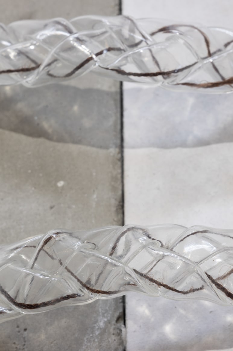 Afra Al Dhaheri,&nbsp;To share the weight, eliminate the boundary (detail), 2021