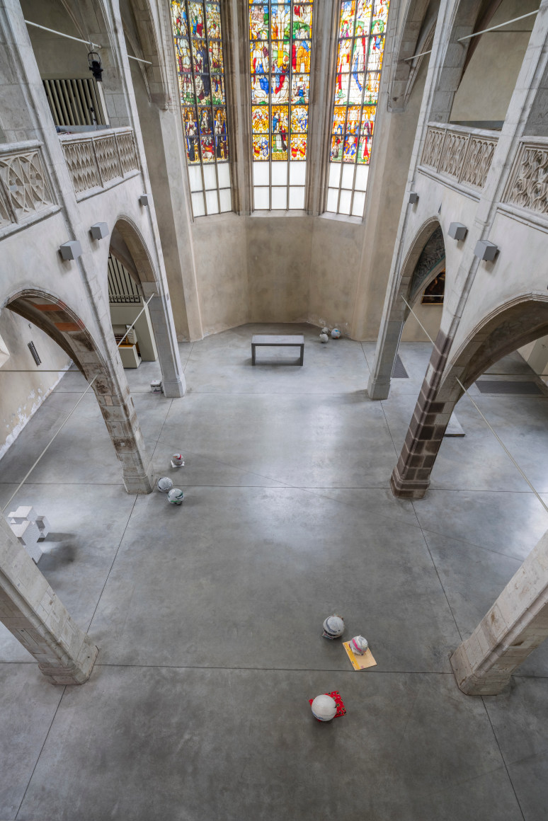 Rossella Biscotti, A shirt, blue pants, blue jeans, a towel, 2018&nbsp;, Installation view at Kunst-Station Sankt Peter, Cologne, Germany, 2018