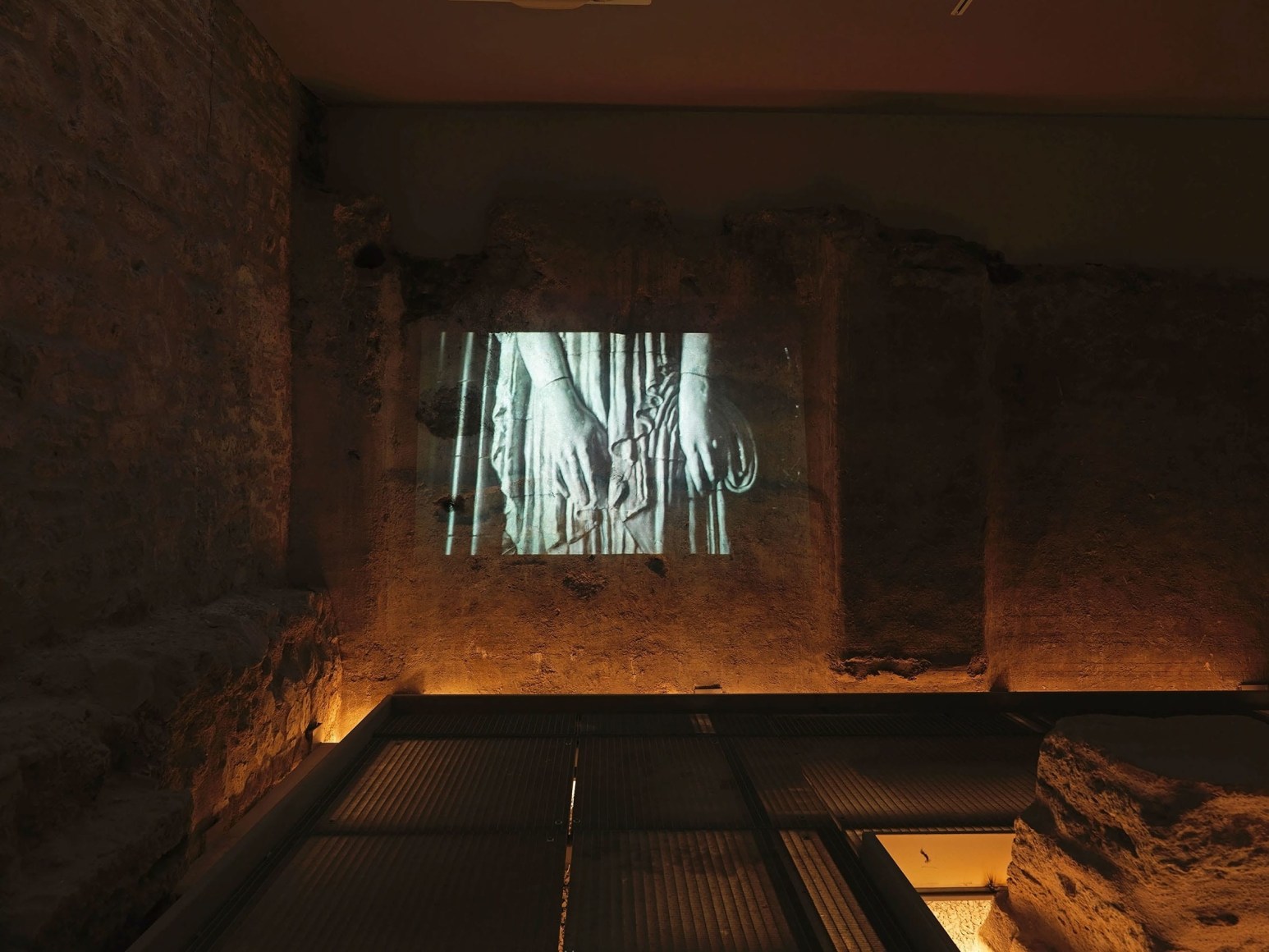 Hera B&uuml;y&uuml;ktaşcıyan,&nbsp;The Labyrinth of the World, Paradise of the Heart, 2022