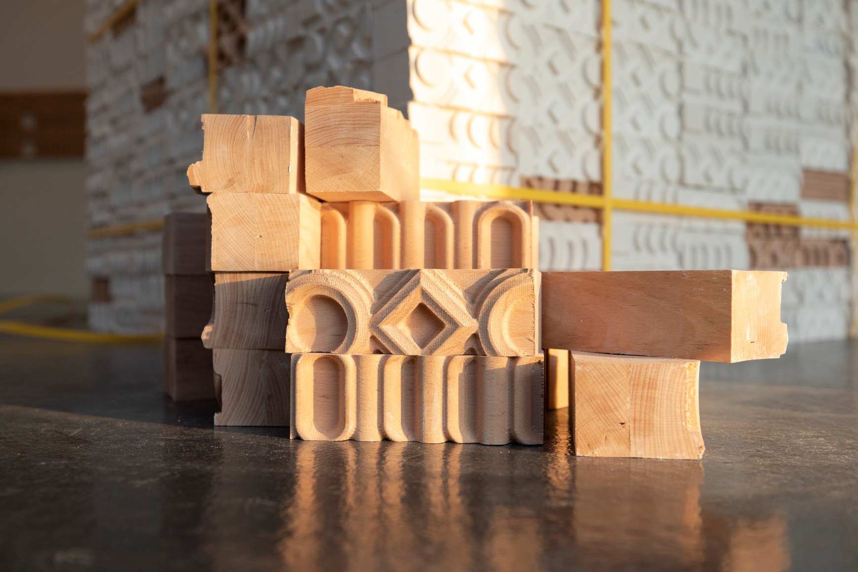 Asma Belhamar: Solid Void