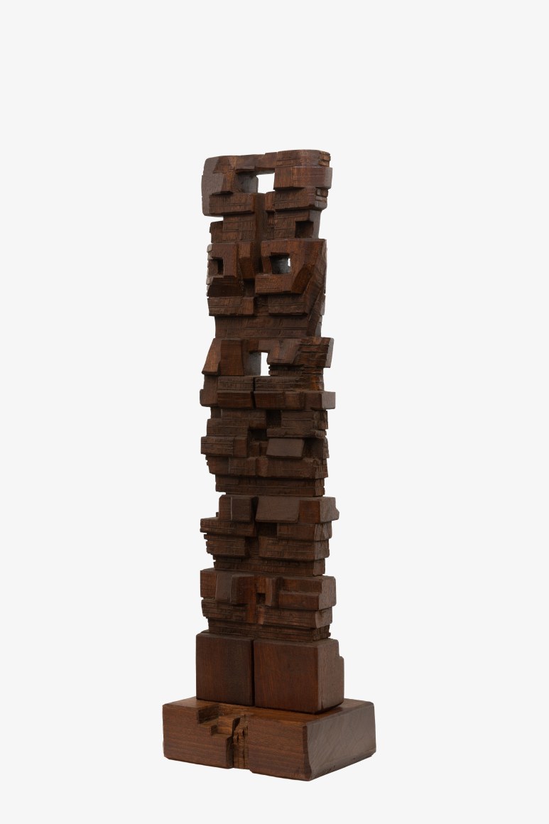 Chaouki Choukini, Improvisation 3, 2020, Sippo, 58.5 x 17 x 13 cm