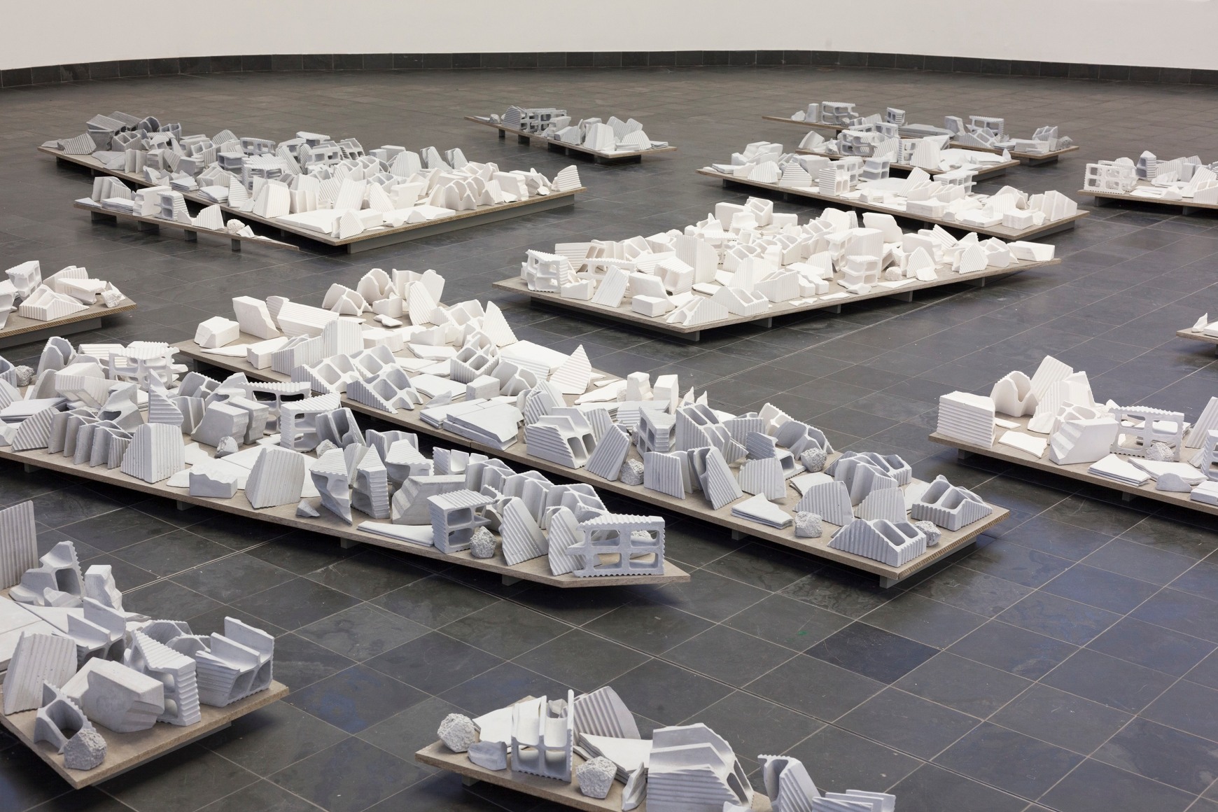 Fragments, Particles and the Mechanisms of Growth