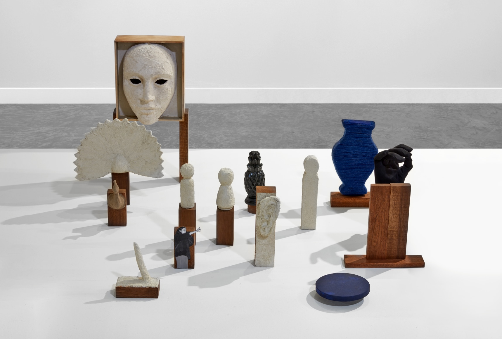 Ana Mazzei, Scene 1, 2019, Wood, painted cardboard, jesmonite, fabric, wool and digital print